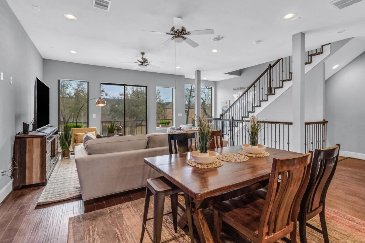 Modern, Houston Inspired House With Best Views Of Downtown! - Less Than 1 Mile To Eado Midtown Bars Home Exterior photo